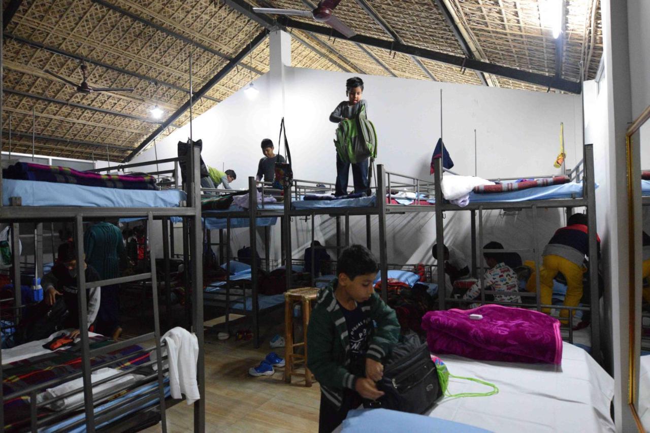 Zizina Otis Resort Guwahati Eksteriør billede