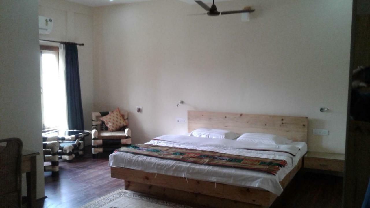 Zizina Otis Resort Guwahati Eksteriør billede