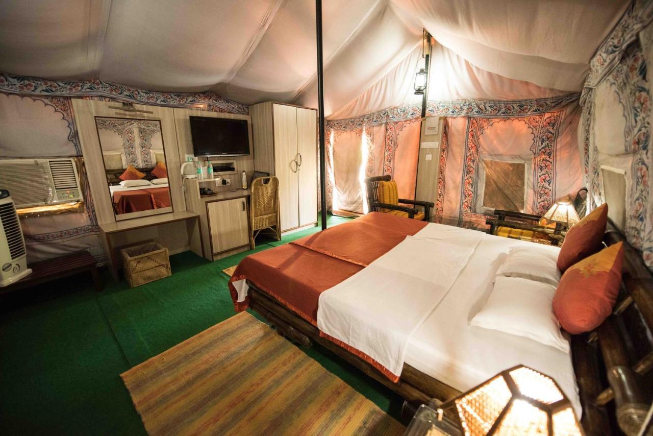 Zizina Otis Resort Guwahati Eksteriør billede